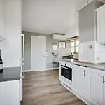Hwitserk - 5m From The Sea By Interhome 펜션 Otterup