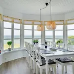 펜션 Hwitserk - 5m From The Sea By Interhome