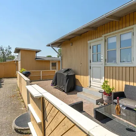 Hwitserk - 5m From The Sea By Interhome