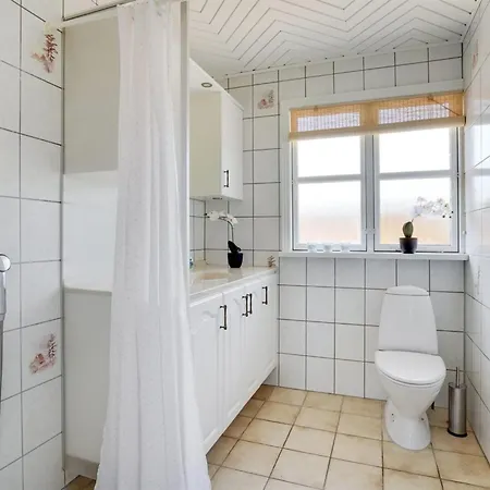 בית נופש Hwitserk - 5m From The Sea By Interhome