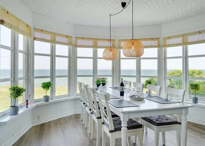 Holiday home Hwitserk - 5m From The Sea By Interhome